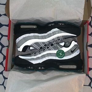 Nike Airmax ‘95 Day of The Dead